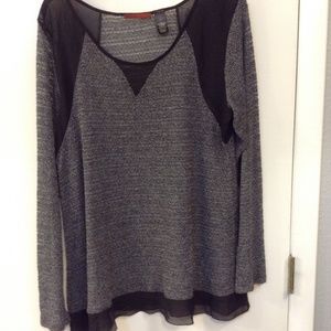 BKE RED  BLACK/ WHITE KNIT TOP W/ SHEER CONTRAST L